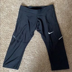 Nike cropped legging
